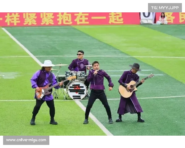 呼伦贝尔赛场球迷闯入事件引发安保升级保障赛事安全 呼伦贝尔赛场球迷闯入事件引发安保升级保障赛事安全